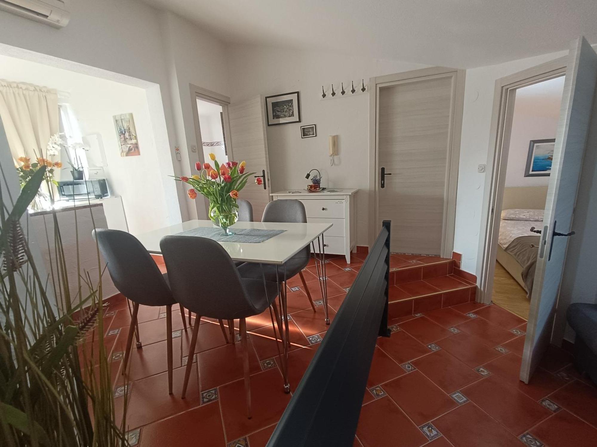 Adria Pearl Appartments