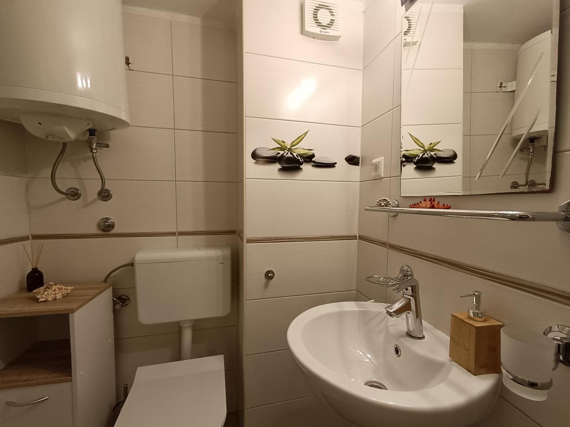 Adria Pearl Appartments Apartament